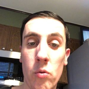 Meet your Posher, Christopher